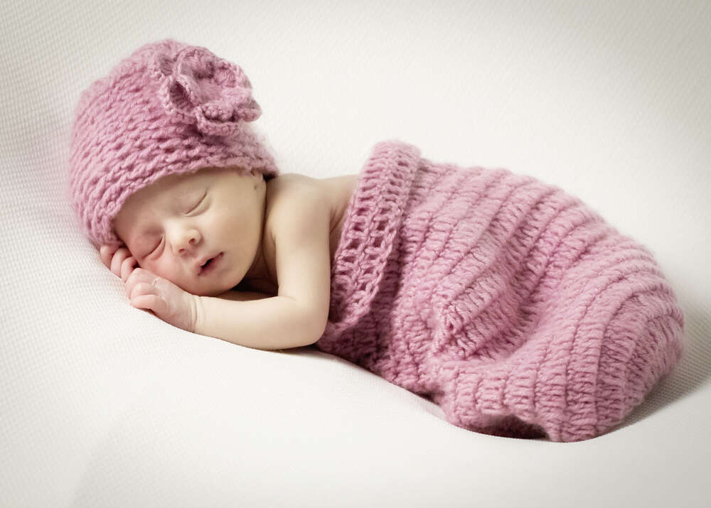 Ein schlafendes Baby (Fotostudio Wedermann)