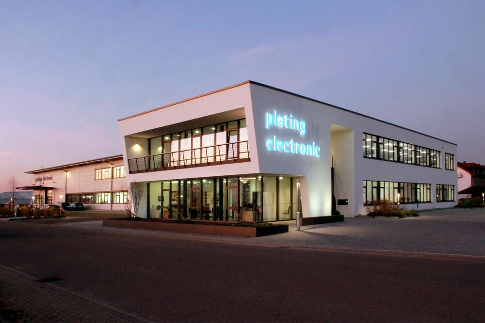 Firmengeb&auml;ude in S. (RS-Foto-Design Freiburg)