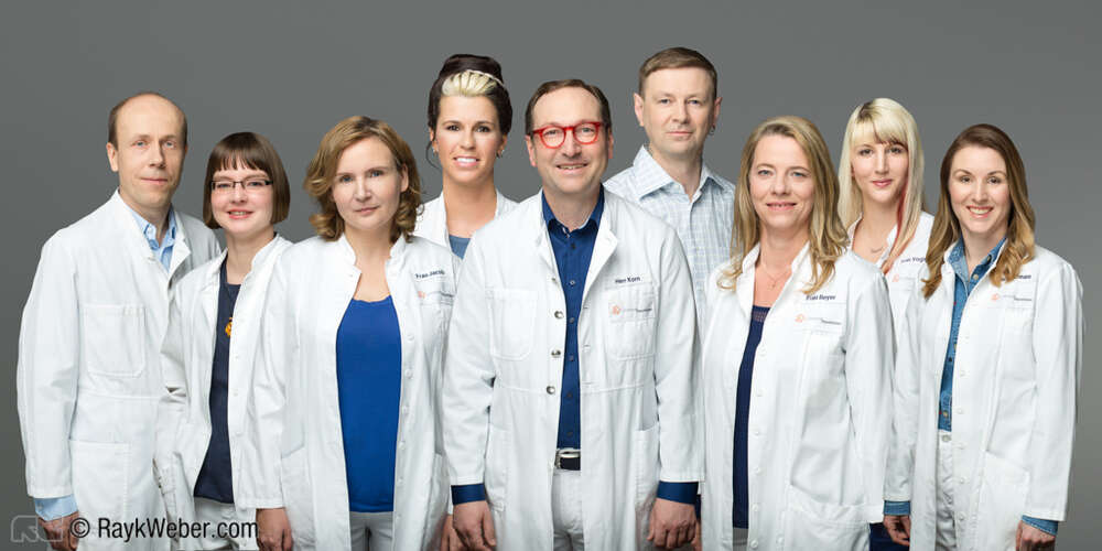 Teamfoto im Studio (Freier Fotograf Rayk Weber)