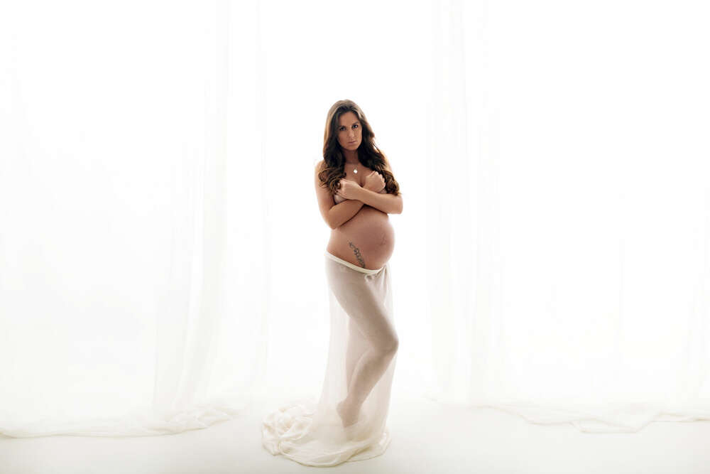 schwangerschaftfotoshooting München (Babybauch, Neugeborenen & Baby Fotografie)