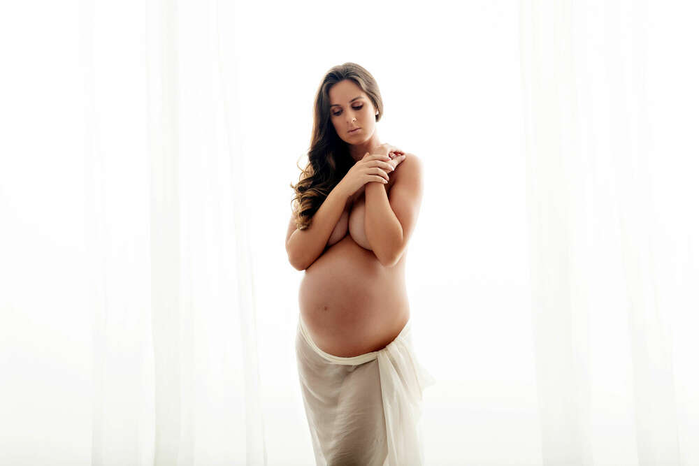 Babybauch Shooting mit Tuch (Babybauch, Neugeborenen & Baby Fotografie)