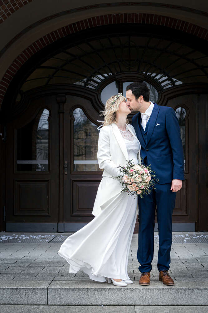 Wedding Kiss (Johannes Zantow - Photography)