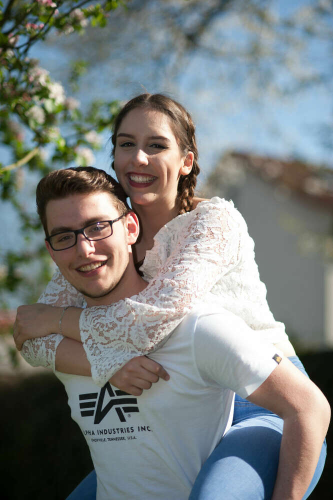 Creative Pictures (Creative Pictures)