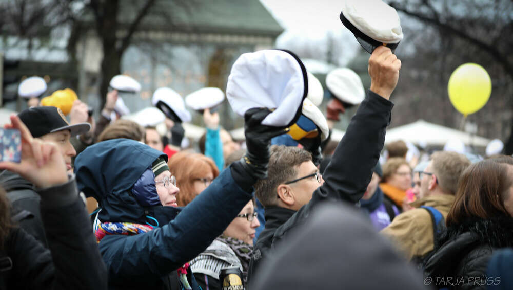 Menschen (Tarja Prüss)