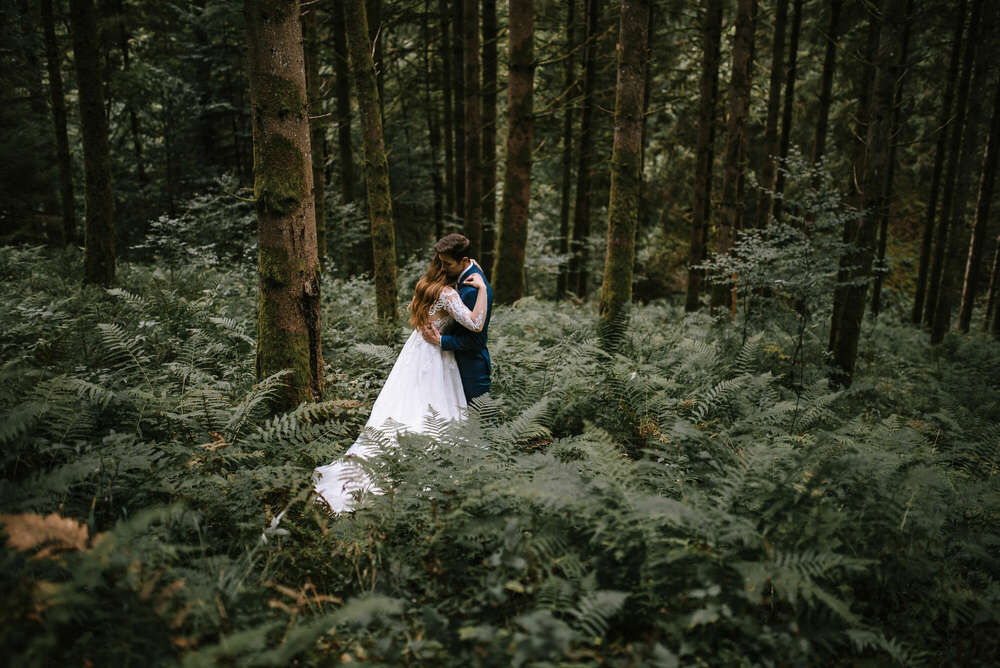 Dora Balog (Dora Balog)