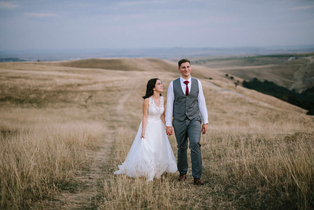 Dora Balog (Dora Balog)