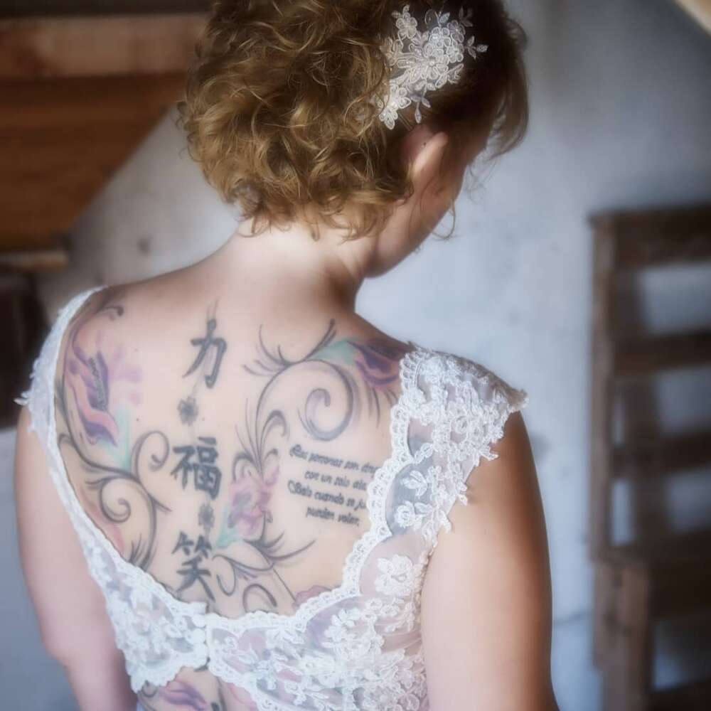 Hochzeit Details Tattoos  (Fotografie Mayer)