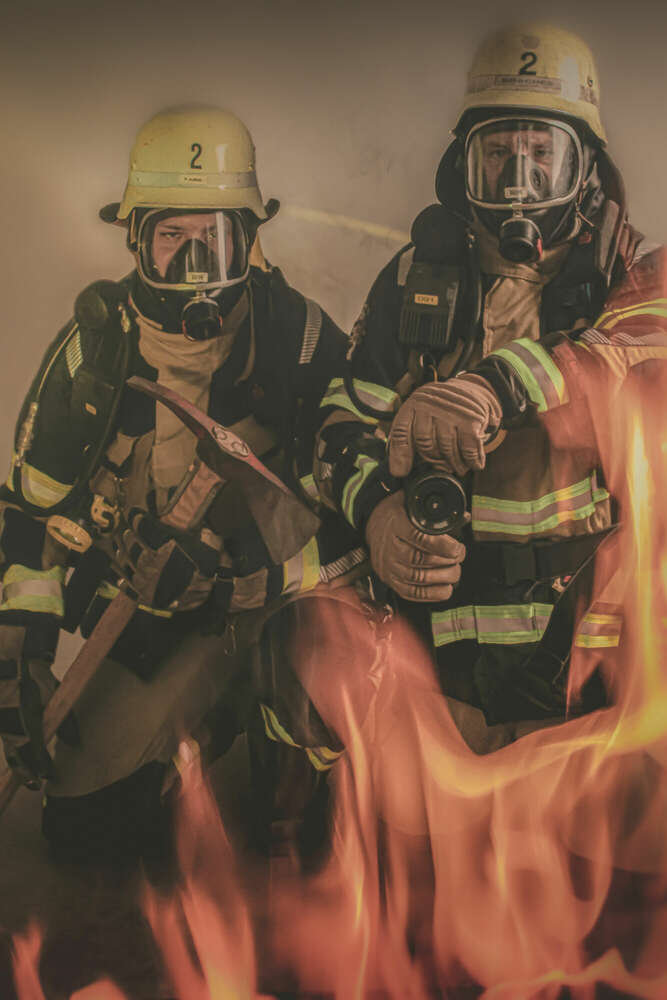 Firefighters (Oliver Stamm Werbefotograf Fotodesigner)