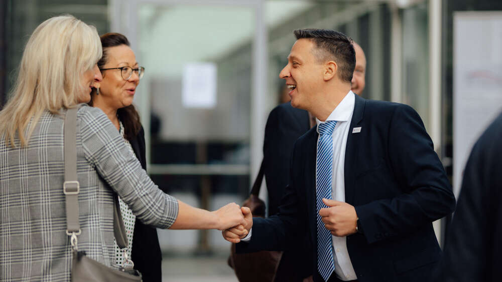 AdrianMedia (AdrianMedia)