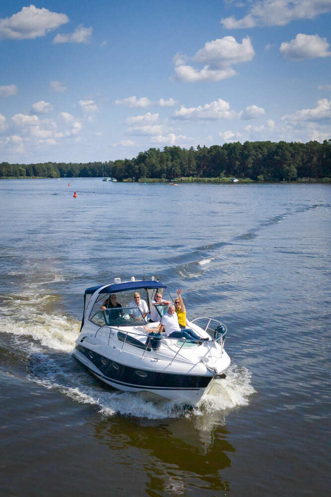 AdrianMedia (AdrianMedia)