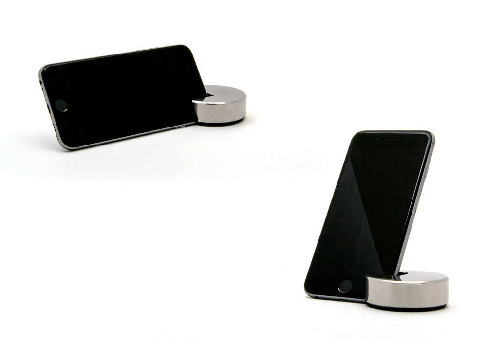 Produktfoto freigestellt Handhalter (www.Leo-Helm.com/foto)