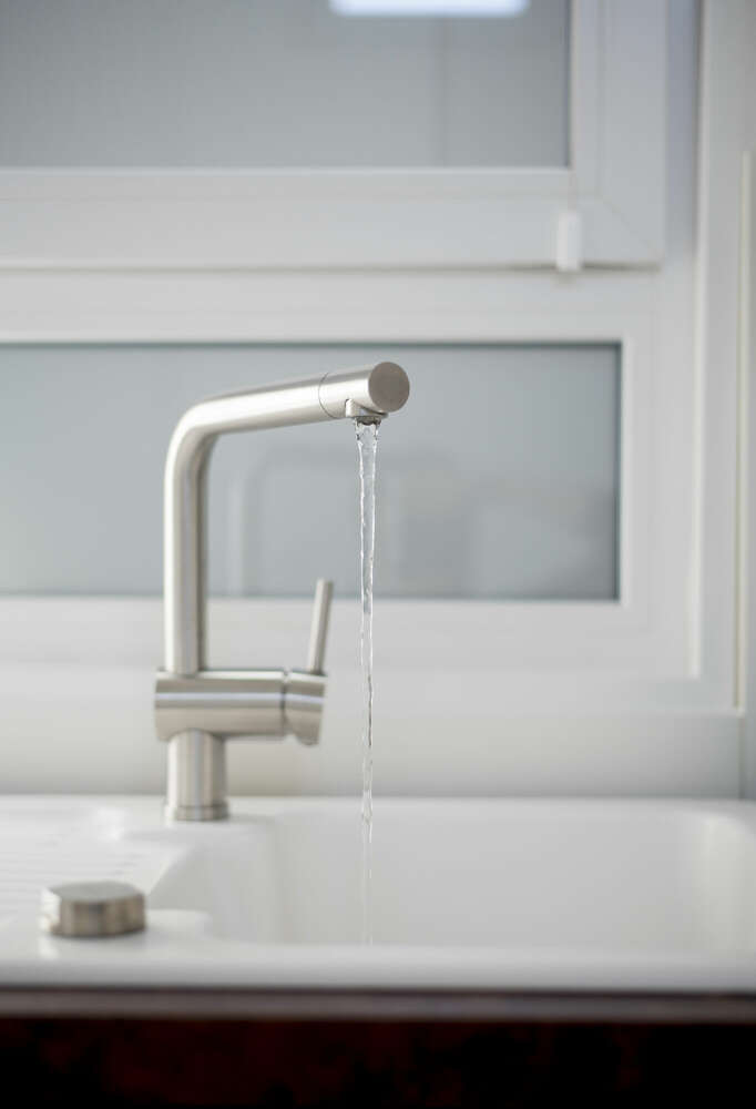 Wasserhahn (www.Leo-Helm.com/foto)