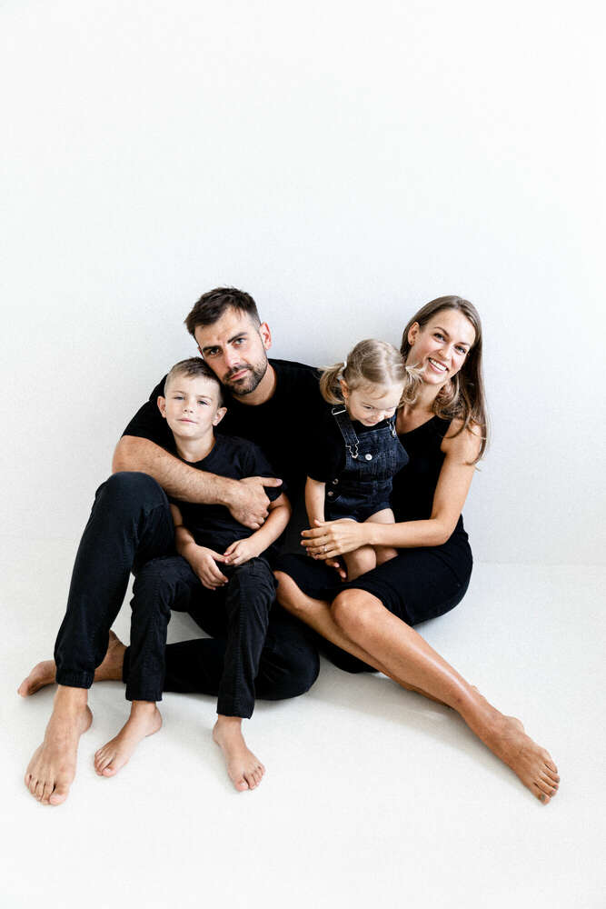 I M A G E . S T U  D I O S | IRYNA KHABLO (I M A G E . S T U  D I O S | IRYNA KHABLO)