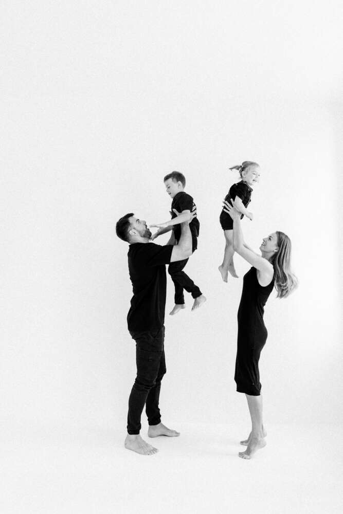 I M A G E . S T U  D I O S | IRYNA KHABLO (I M A G E . S T U  D I O S | IRYNA KHABLO)