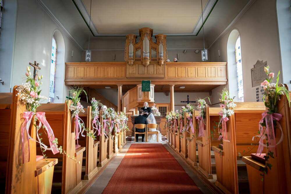 Kirche (Studio Julian Friesen)