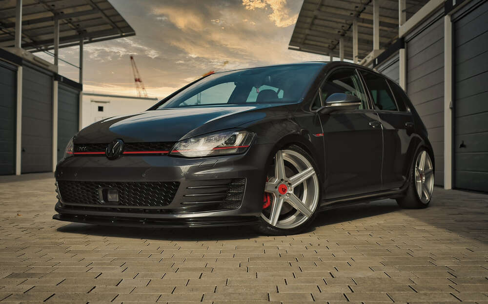 Photography by Philipp Donat (Photography by Philipp Donat)