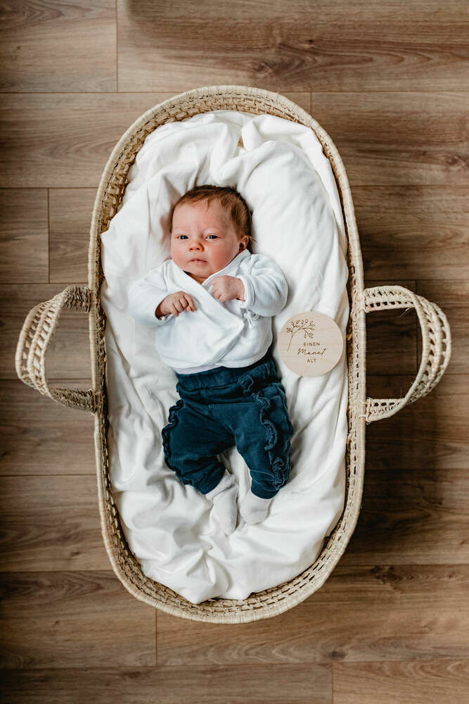 Neugeborenenshooting (Steffi Mayer Familienfotografie)