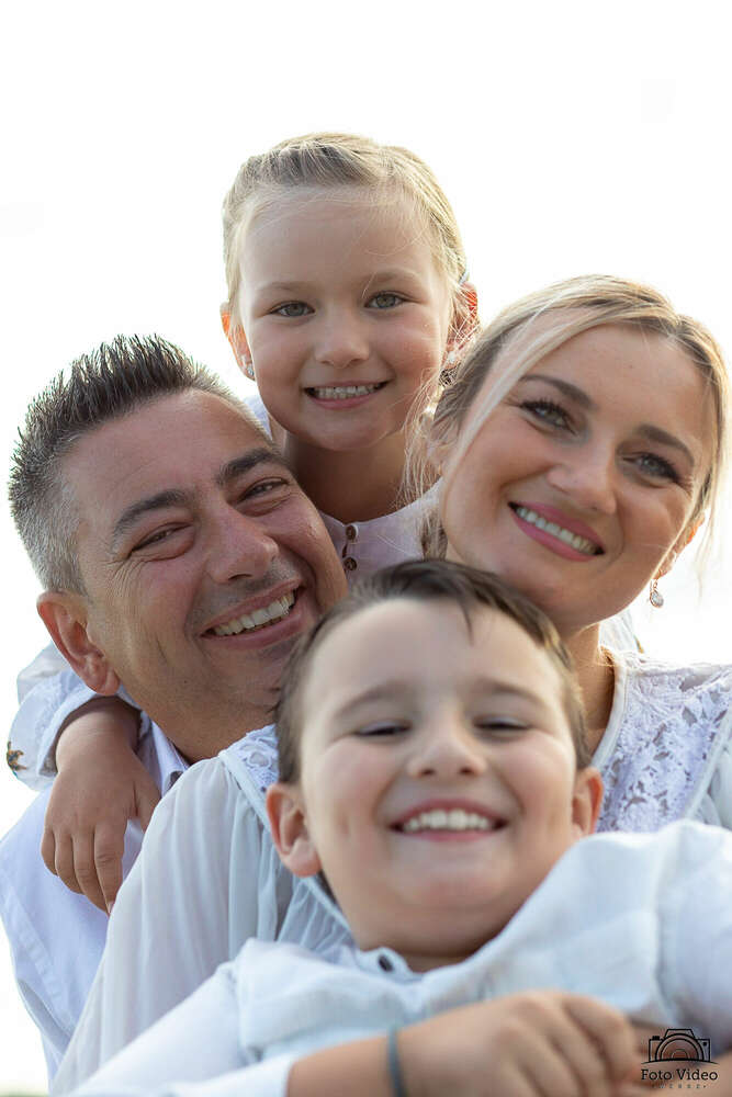 Familie (Foto-Video-Werke)