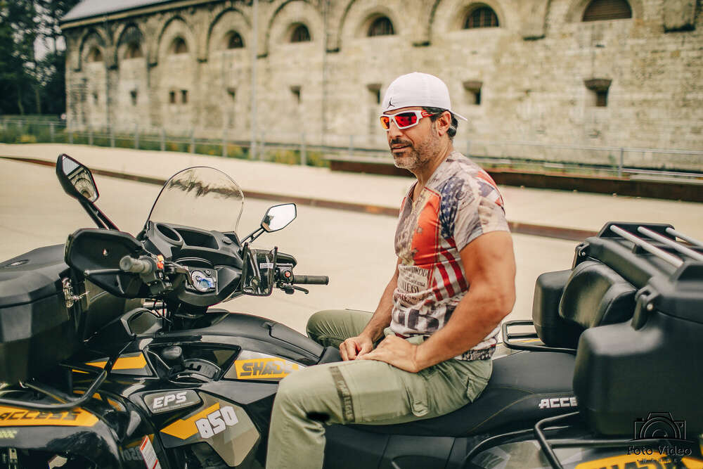 Foto-Video-Werke (Foto-Video-Werke)