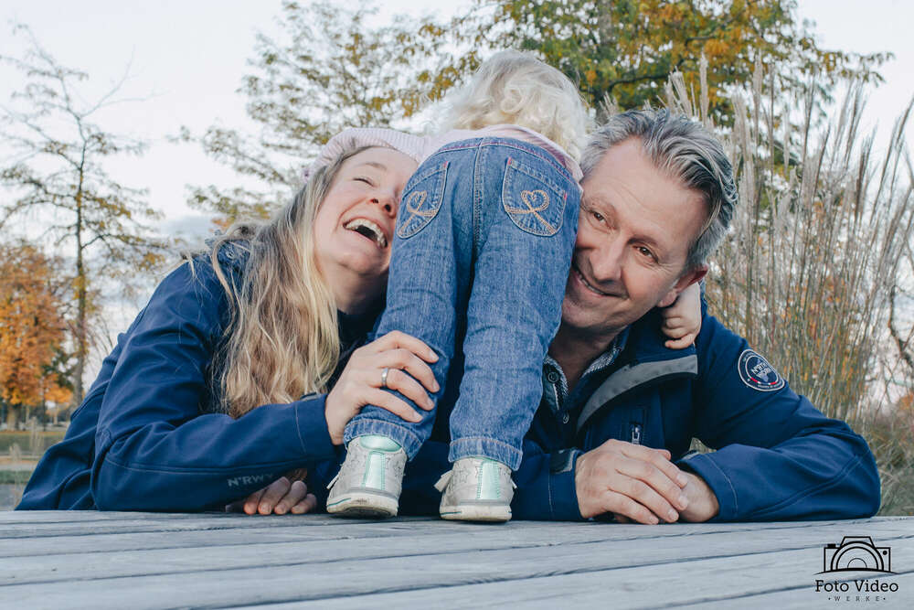 Foto-Video-Werke (Foto-Video-Werke)