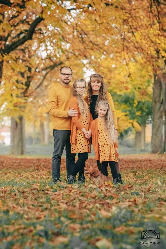 Foto-Video-Werke (Foto-Video-Werke)