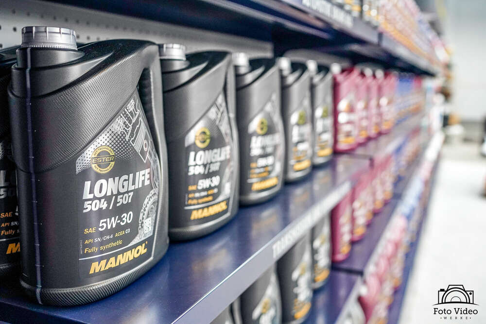 Foto-Video-Werke (Foto-Video-Werke)