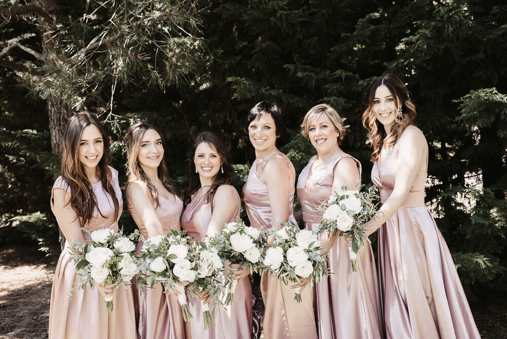 The Moment - Wedding Photographer