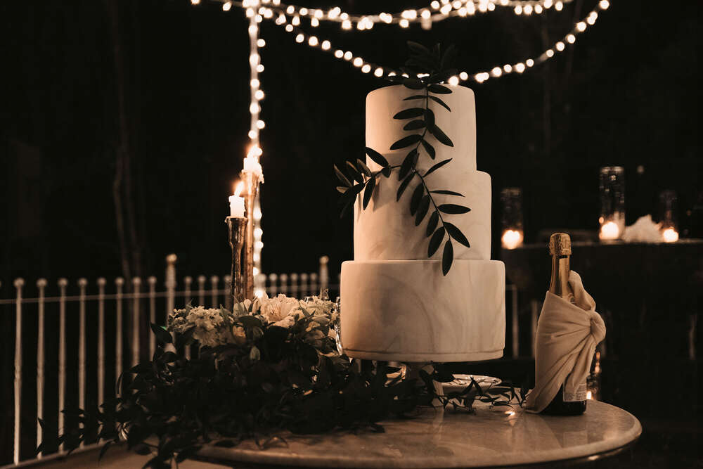 The Moment - Wedding Photographer