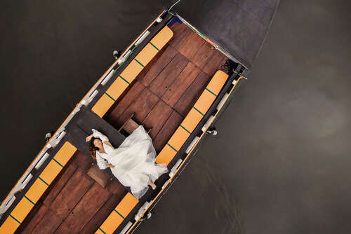 The Moment - Wedding Photographer