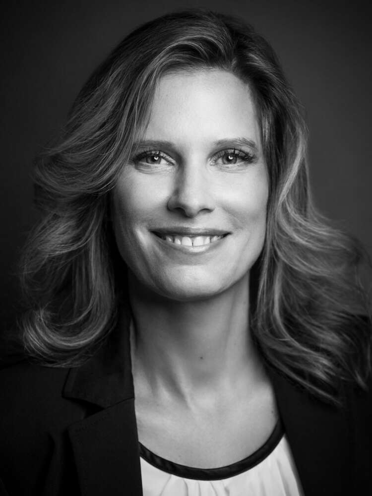 Businessfotografie Frau (Aesthetische Fotografie)