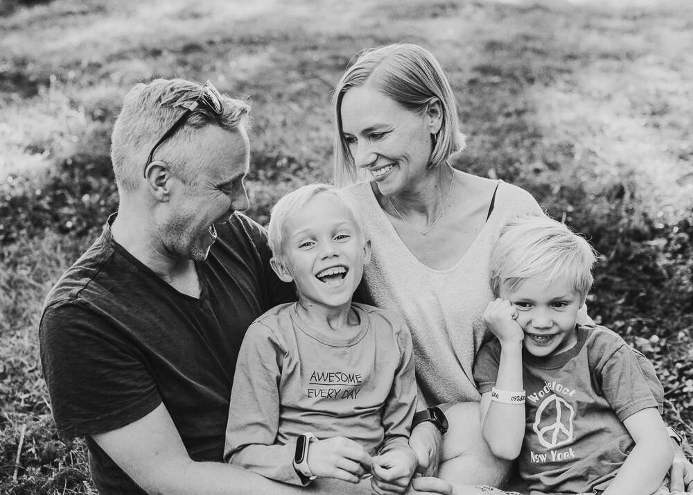 Familienfotografie im Freien Zürich (nina tantzen photography)