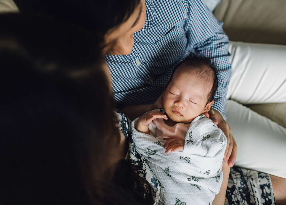 Newborn photographer in Zurich (nina tantzen photography)