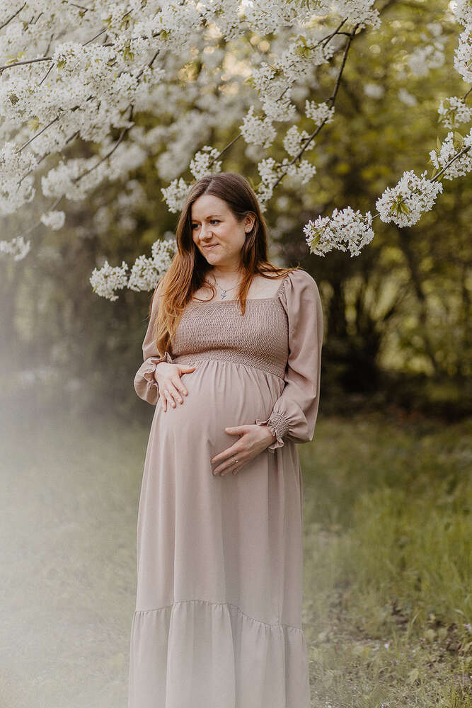 emotionale Babybauchfotografie (Kim Wilde Fotografie - mobiles Fotostudio)