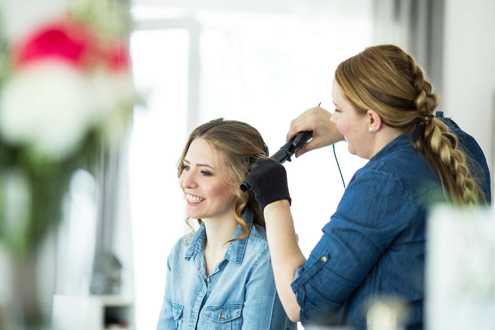 Hochzeit getting ready Braut (Kim Wilde Fotografie - mobiles Fotostudio)