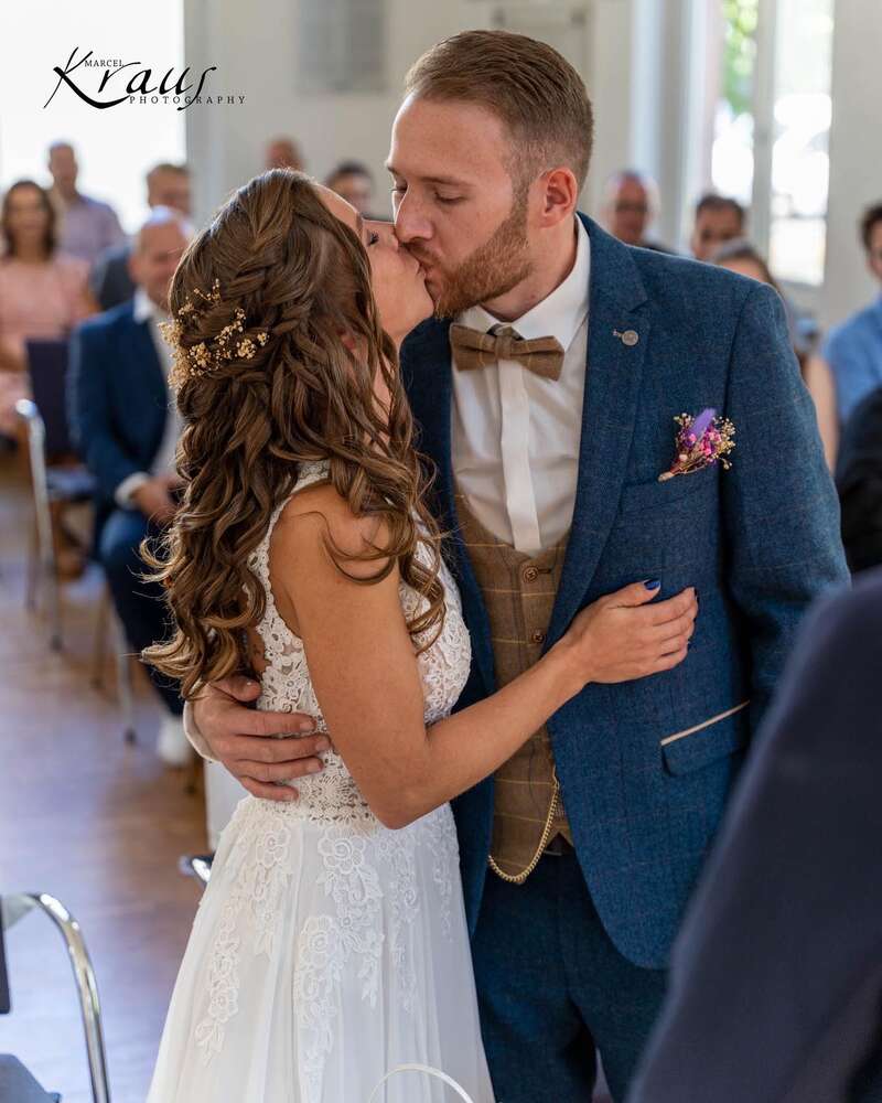 Standesamtliche Hochzeit  (Photography by Marcel Kraus /Outdoorshootings)