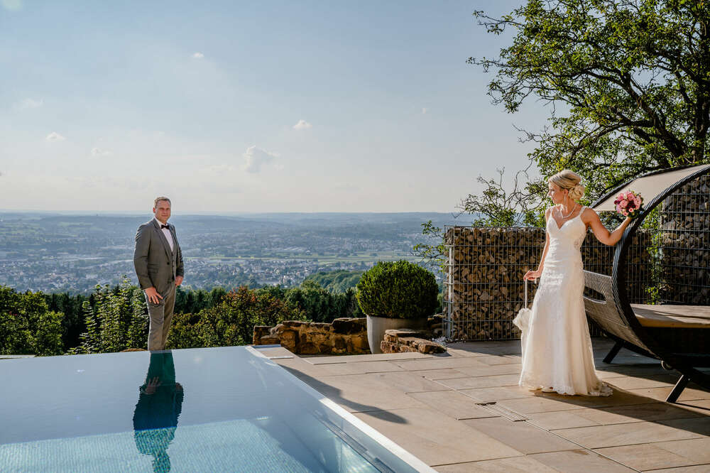 Die Aussicht vom Pool (May-Pictures)