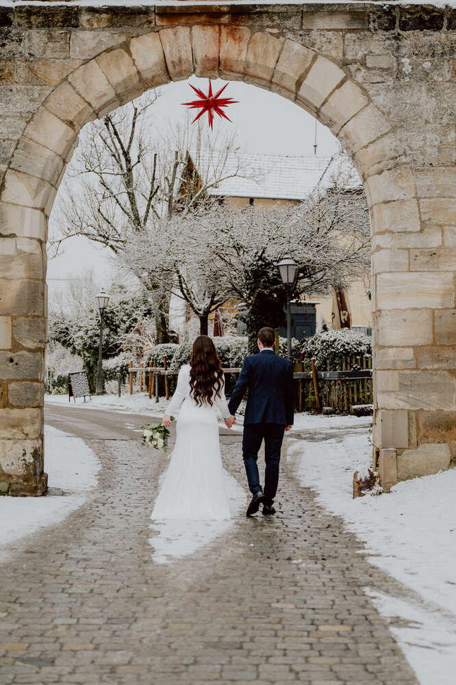 Die Schleppe aus Schnee (May-Pictures)