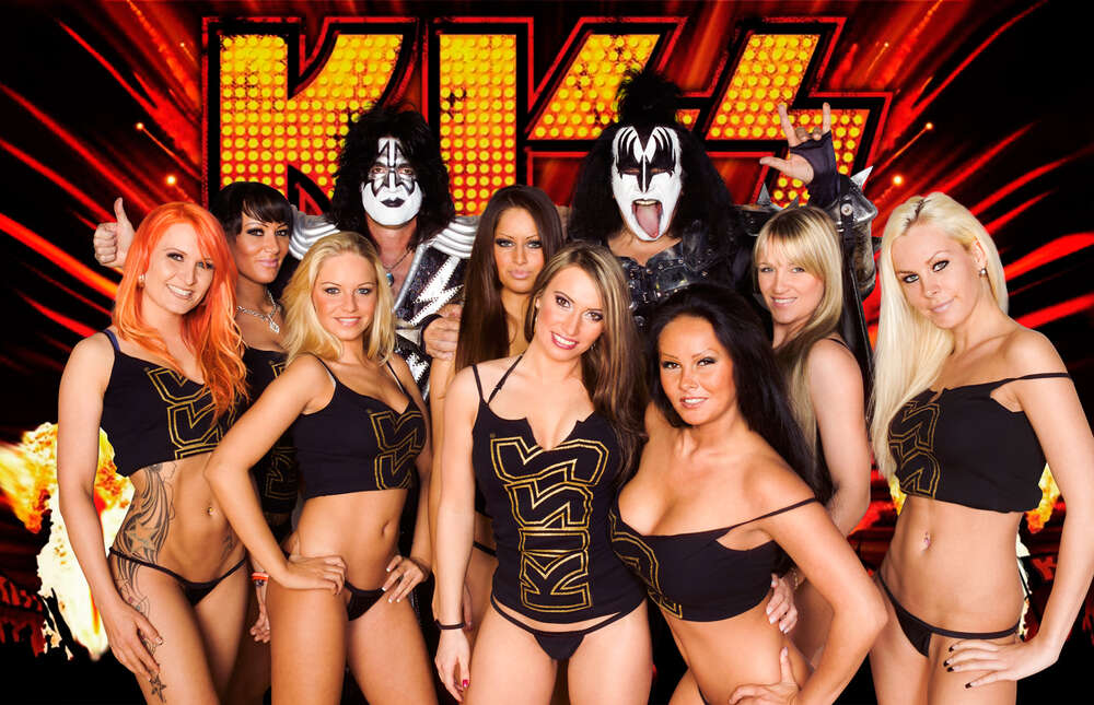 Nessi Pictures (Nessi Pictures)