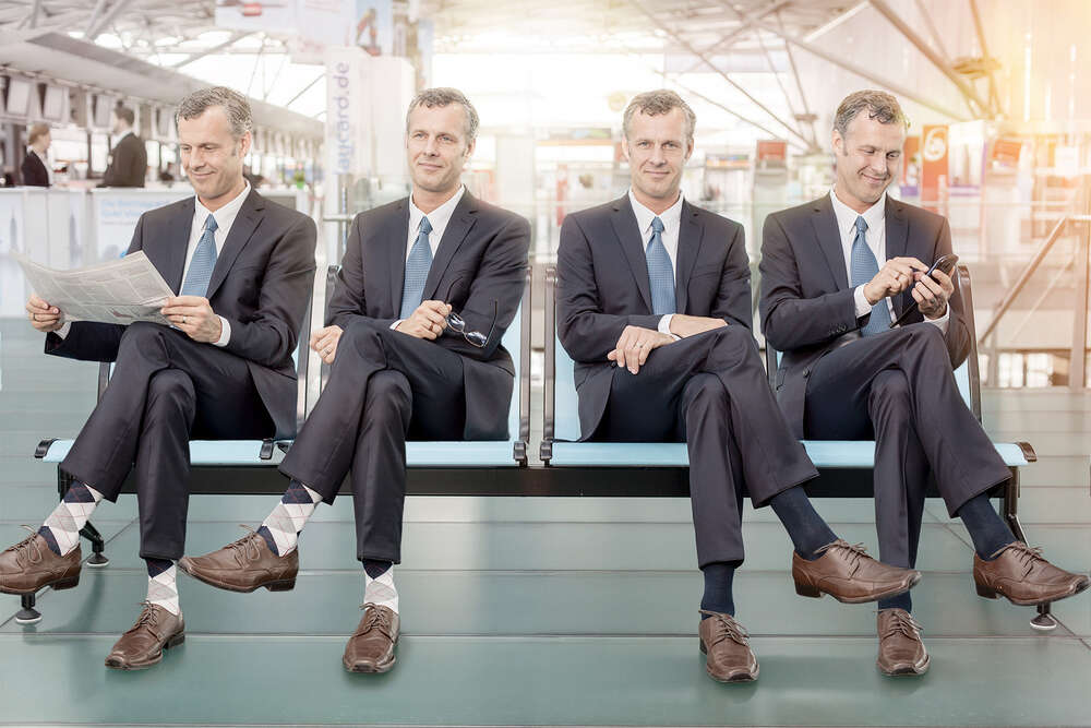 Vierlinge am Flughafen (brightpictures Stephan Fengler)