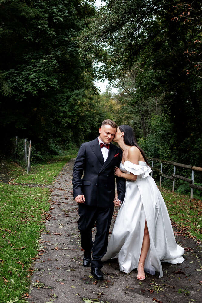 Lavrik Hochzeitsfotograf Foto+FIlm (Lavrik Hochzeitsfotograf Foto+FIlm)