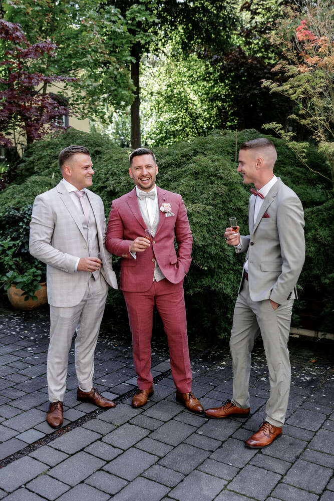 Lavrik Hochzeitsfotograf Foto+FIlm (Lavrik Hochzeitsfotograf Foto+FIlm)