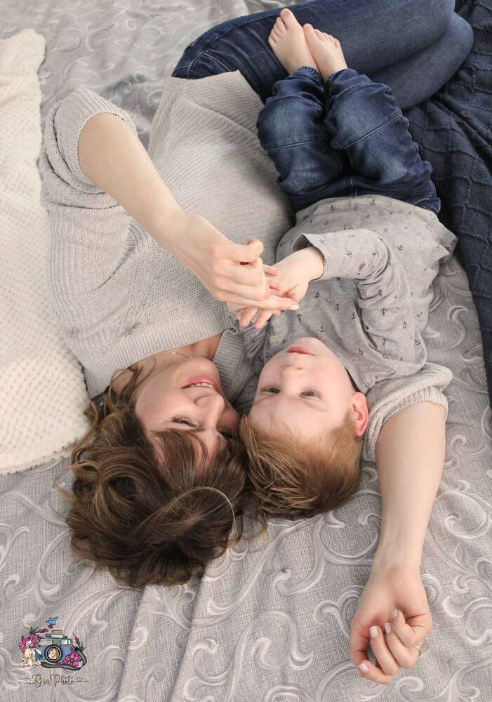 Mama und Sohn (Gin.Photo)