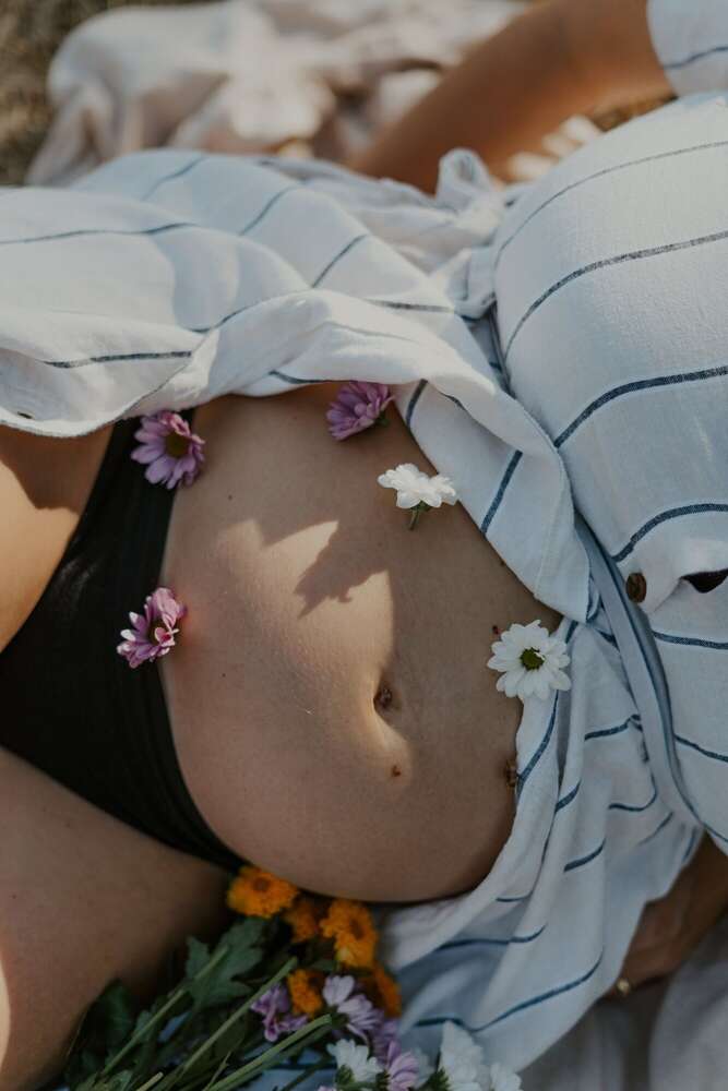 Babybauch (Destiny Harmon Fotografie)