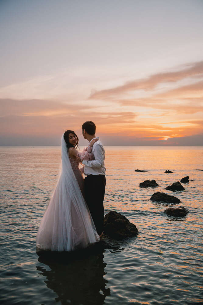 Silk & Peonies (Silk & Peonies)