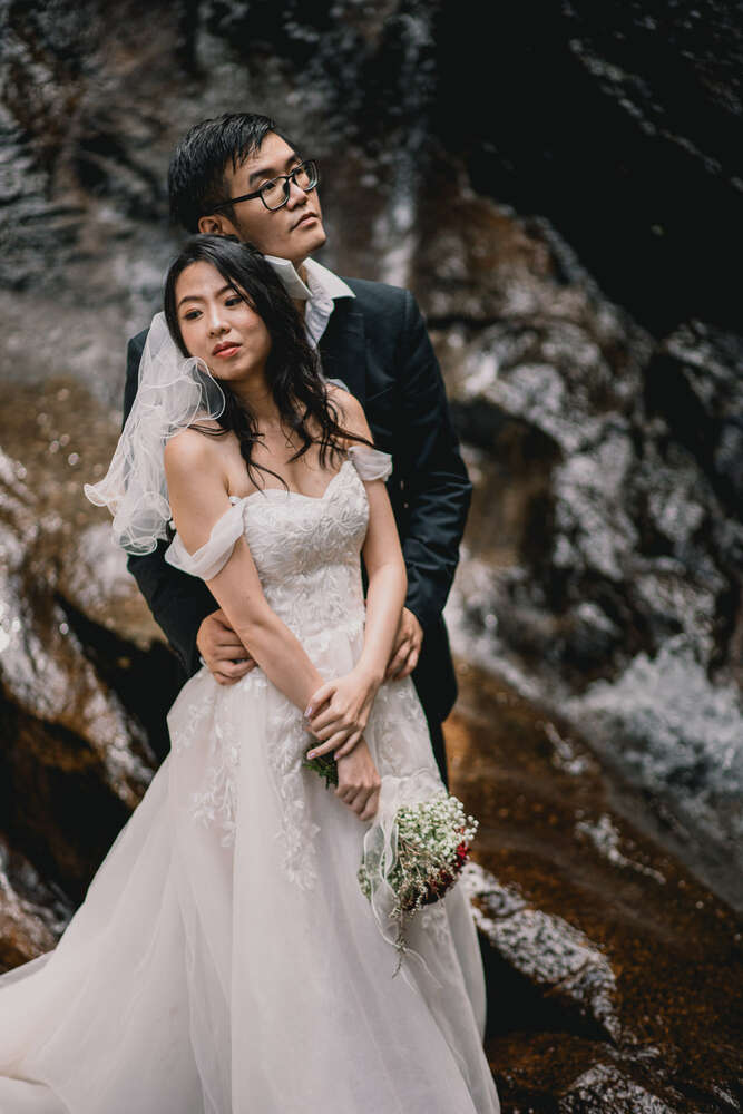 Silk & Peonies (Silk & Peonies)