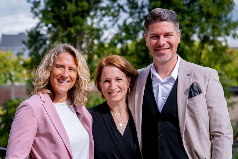 VisCons Media GmbH (VisCons Media GmbH)