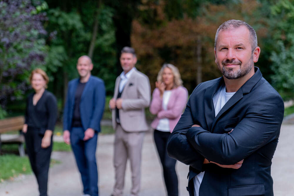 VisCons Media GmbH (VisCons Media GmbH)