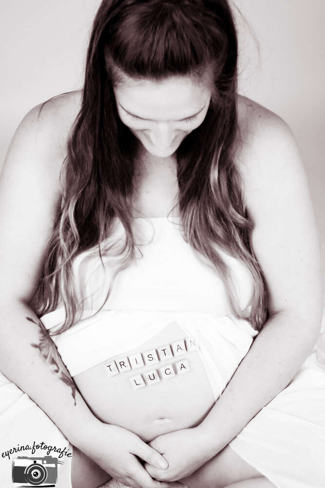 Babybauch/Schwangerschaft/Maternity (eyerina.fotografie)