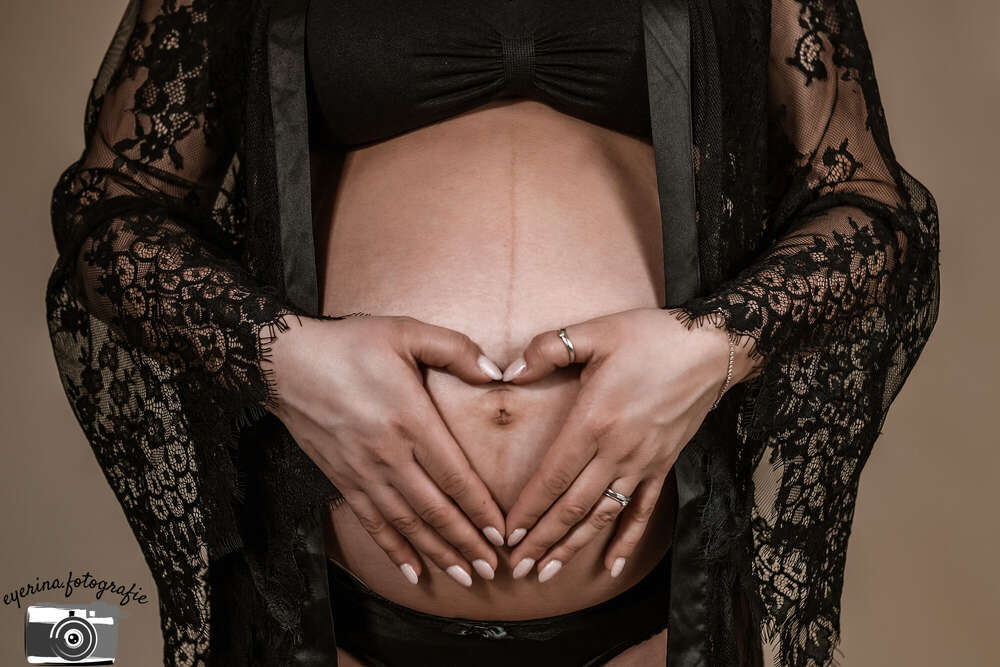 Babybauch/Maternity (eyerina.fotografie)
