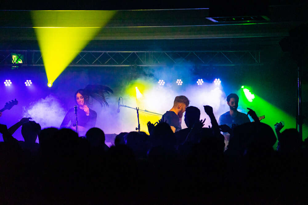 Coverband bei einem Event  (Moritz Jakob Herzog)